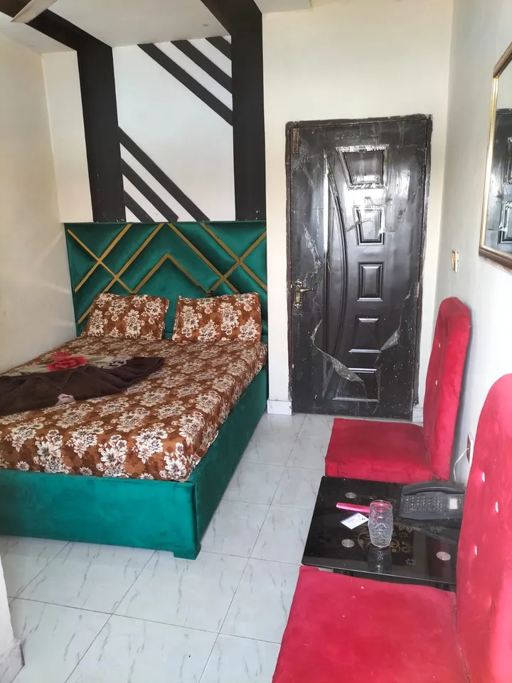 Deluxe King Room